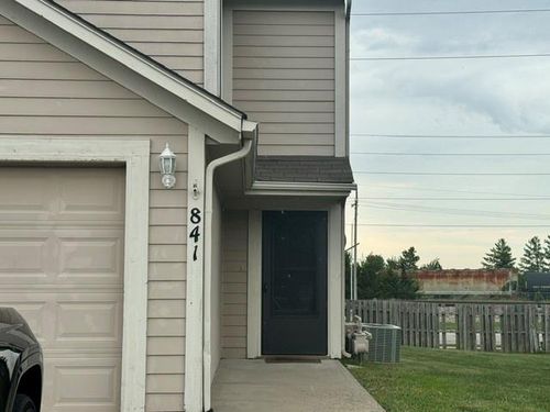 841 E 167th Ct, Gardner, KS, 66030-1460 | Card Image
