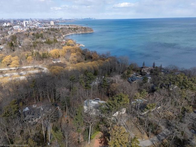 937 Whittier Cres, House other with 7 bedrooms, 8 bathrooms and 16 parking in Mississauga ON | Image 12