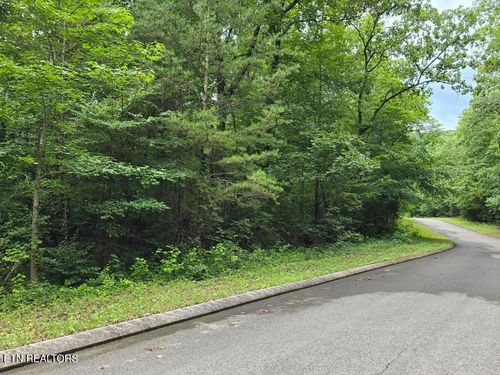 135 Lower Brow Rd, Dunlap, TN, 37327-6878 | Card Image