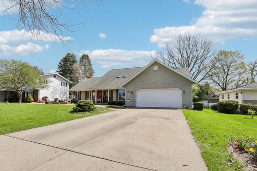 5604 Maldwyn Lane, Madison, WI, 53716 | Card Image