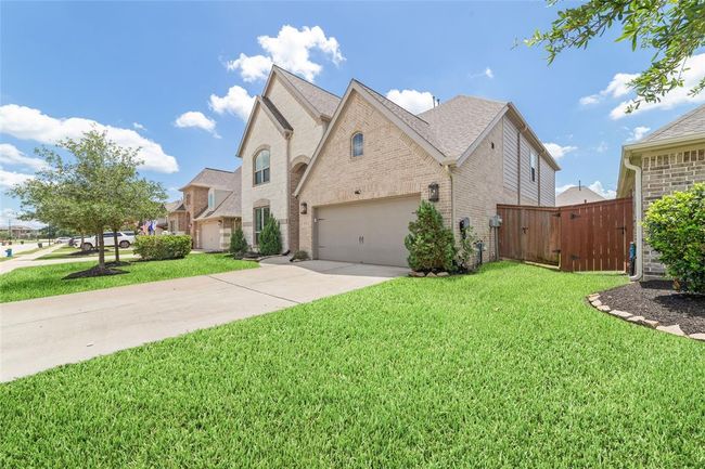 13731 Pedernales Ct, House other with 4 bedrooms, 4 bathrooms and 3 parking in Cypress TX | Image 4