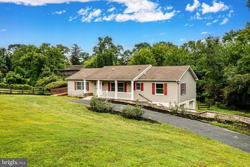 249 Mattson Rd, Garnet Valley, PA, 19060-1410 | Card Image