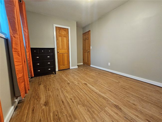 1523 Golden Valley Dr, House other with 3 bedrooms, 2 bathrooms and null parking in Bettendorf IA | Image 12