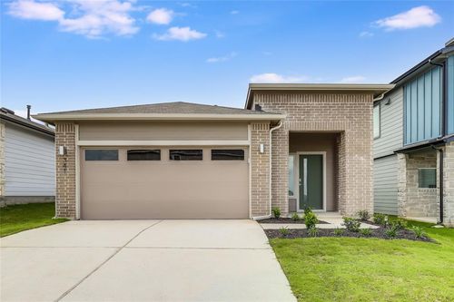 341 Wilshire Rd, San Marcos, TX, 78666-4777 | Card Image