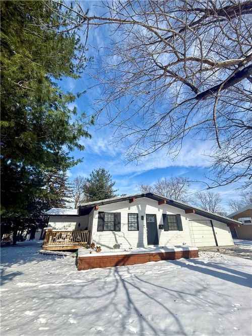 18 Miller Ave, Charleston, IL, 61920-2955 | Card Image