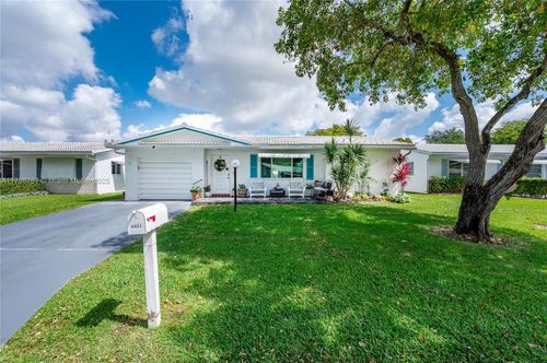 8951 12th Pl, Plantation, FL, 33322-4451 | Card Image