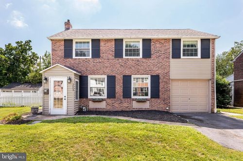 3004 Rebel Rd, Lafayette Hill, PA, 19444-2008 | Card Image