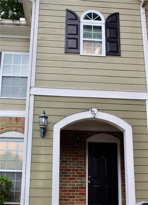 402 Summer Pl, Norcross, GA, 30071-3954 | Card Image