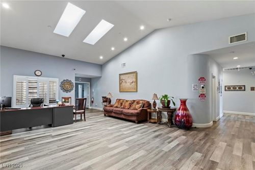 4300 Del Monte Ave, Las Vegas, NV, 89102-3877 | Card Image