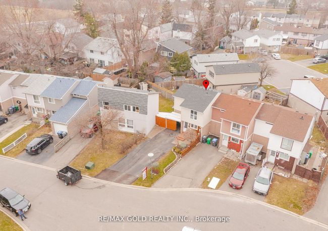 9 Havendale Crt, House attached with 4 bedrooms, 2 bathrooms and 5 parking in Brampton ON | Image 39