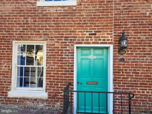 316 Princess Anne St, FREDERICKSBURG, VA, 22401-6041 | Card Image