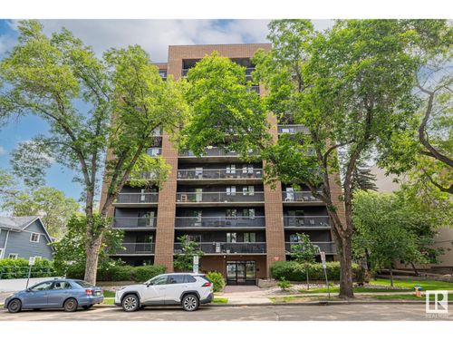 202-9929 113 St Nw, Edmonton, AB, T5K2N9 | Card Image