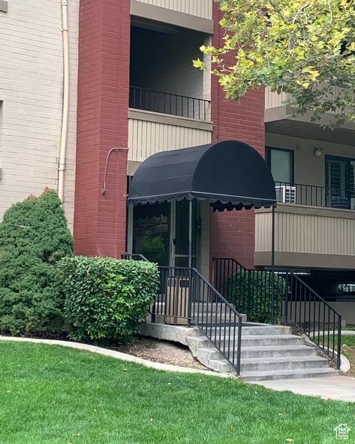 apt-2202-530 S 400 E, Salt Lake City, UT, 84111-3548 | Card Image