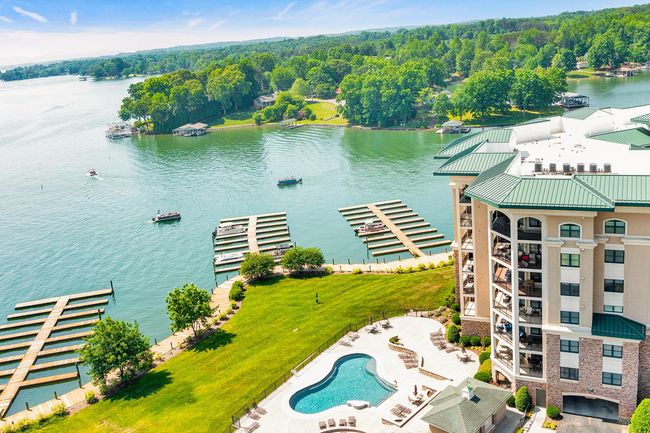100 Bridgewater Pointe Place #401 (37) | Image 37
