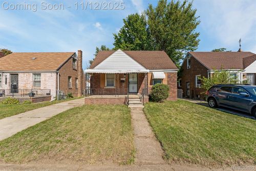 16419 Novara St, Detroit, MI, 48205-2521 | Card Image