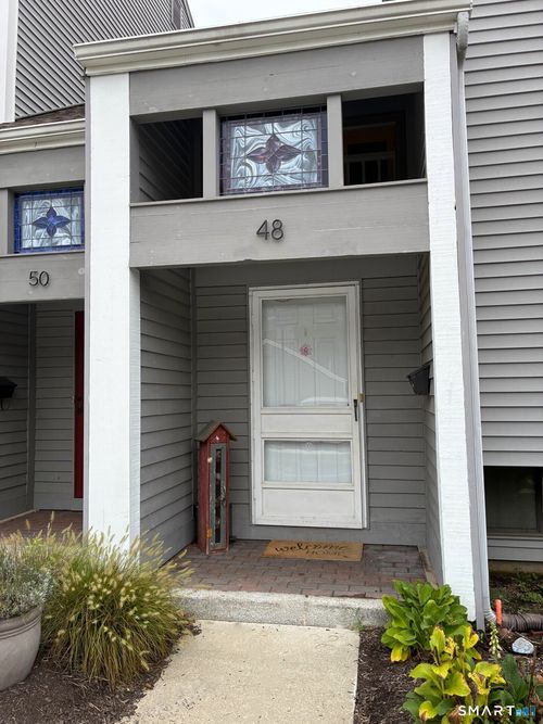 48-48 Crossroads Ln, Glastonbury, CT, 06033-2053 | Card Image