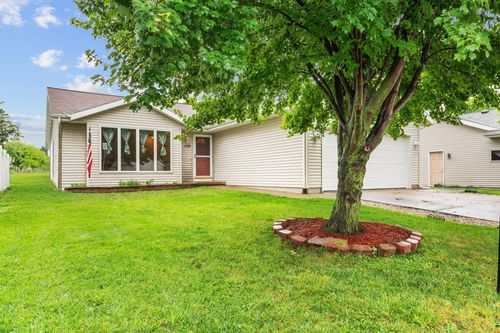 150 Bindl Dr, Reedsburg, WI, 53959-2415 | Card Image