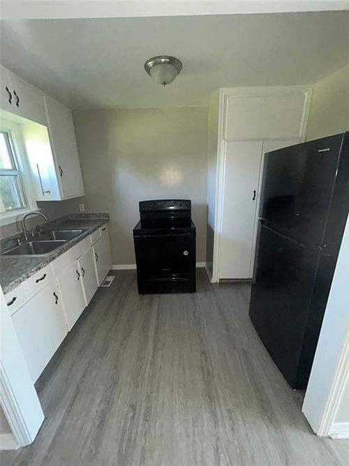 4501 Se 21st St, Del City, OK, 73115-4001 | Card Image