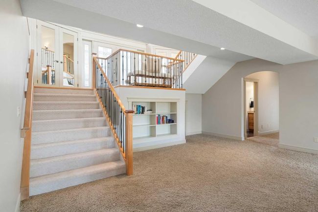 104 Grizzly Rise, House other with 6 bedrooms, 5 bathrooms and null parking in Cochrane AB | Image 24
