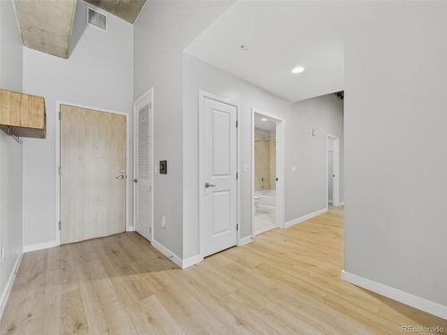 704-1700 Bassett St, Denver, CO, 80202-1919 | Card Image