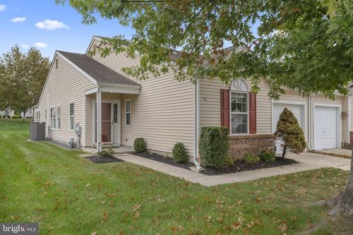 10 Yarrow Pl, MOUNT LAUREL, NJ, 08054-6916 | Card Image