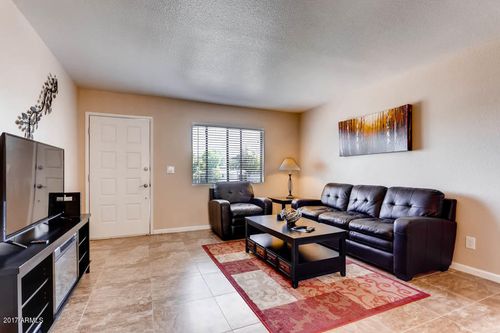 29-540 S West Rd, Wickenburg, AZ, 85390-1167 | Card Image