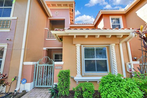5844 Siena Ln, Hollywood, FL, 33021-3855 | Card Image