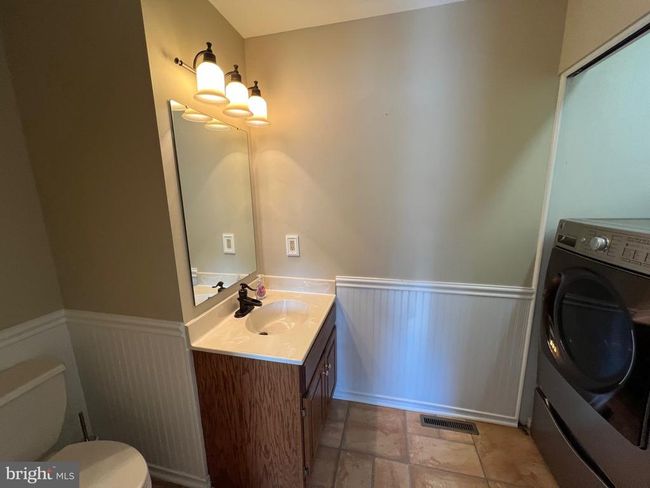 642 Meadow Hill Dr, House other with 3 bedrooms, 3 bathrooms and null parking in Narvon PA | Image 12