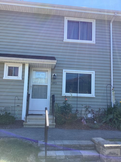 192-192 Monticello Dr, Branford, CT, 06405-4168 | Card Image