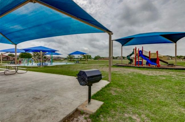 1514 Paint Brush Dr, House other with 3 bedrooms, 2 bathrooms and 2 parking in Lockhart TX | Image 28