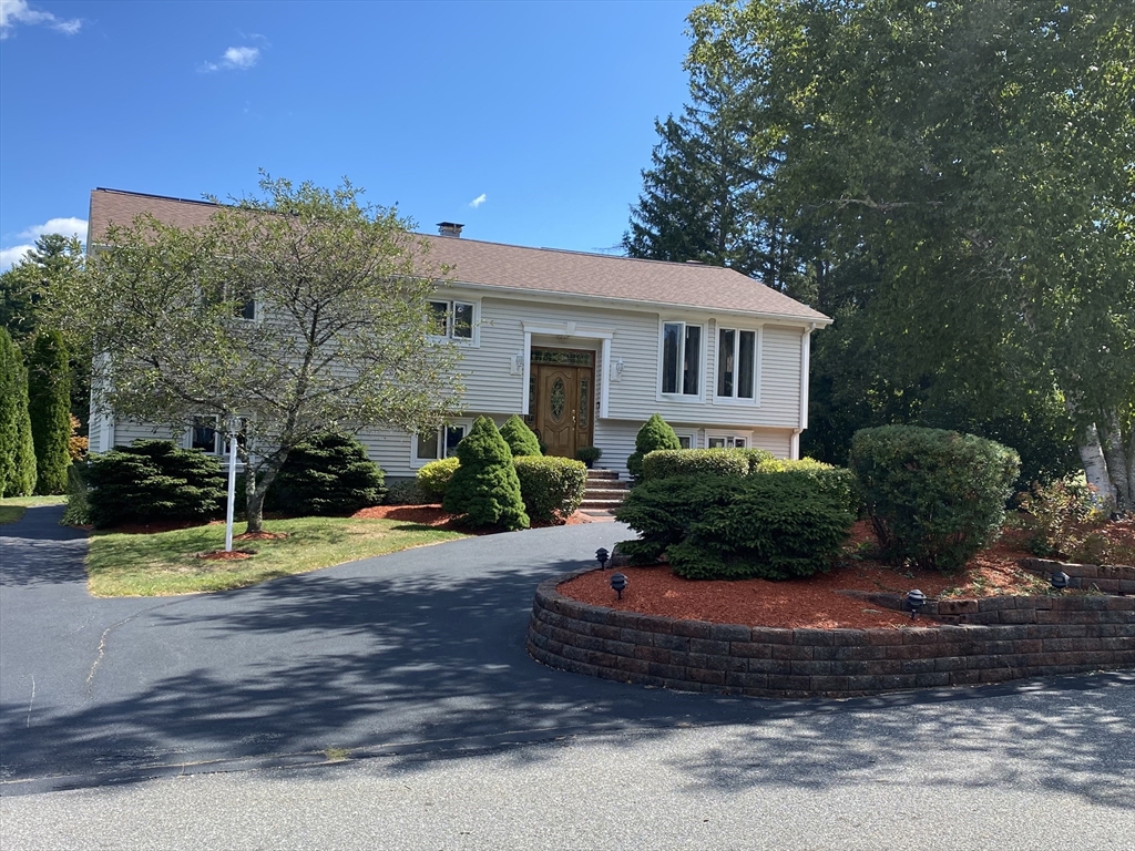 Beaver Pl, Billerica, MA 01821