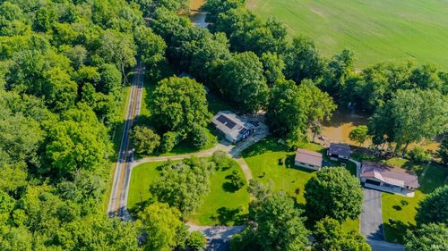 2224 W Leffel Ln, Peru, IN, 46970-8128 | Card Image