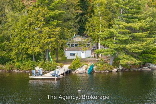 1032 Lakeshore Dr S, Bracebridge, ON, P1L1X3 | Card Image