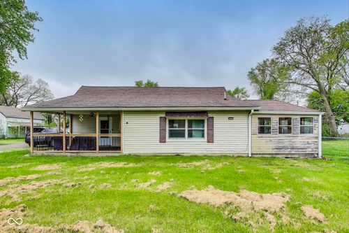 115 S Center St, Maxwell, IN, 46154-9707 | Card Image