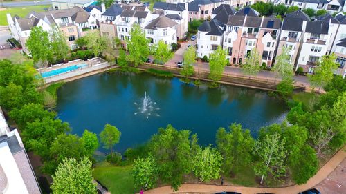 2029 Fannin N, Houston, TX, 77045 | Card Image