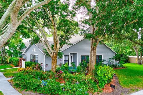 2728 Bentley Dr, PALM HARBOR, FL, 34684-1851 | Card Image