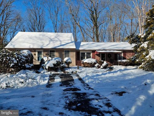 7 Dogwood Dell, Coatesville, PA, 19320-1305 | Card Image