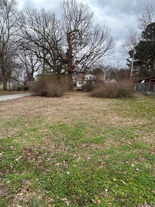 000 N Hickory St, Searcy, AR, 72143 | Card Image