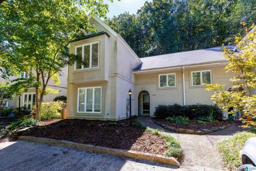 3282 Shallowford Cir, Vestavia Hills, AL, 35216-4485 | Card Image