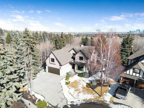 16 Stratton Pl Sw, Calgary, AB, T3H1T6 | Card Image