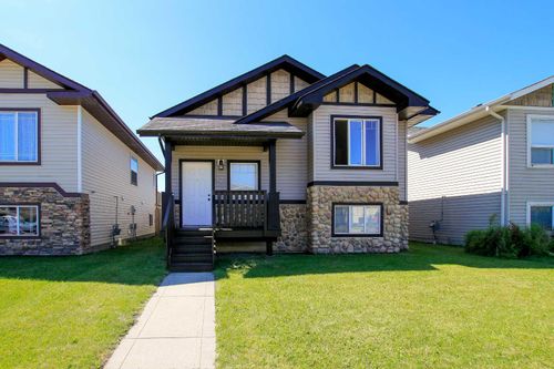 82 Ireland Crescent, Red Deer, AB, T4R3K7 | Card Image