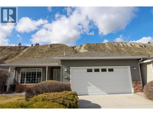 531 Red Wing Dr, Penticton, BC, V2A8N7 | Card Image