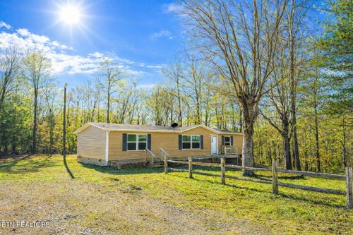 2326 Huntsville Hill Rd, Helenwood, TN, 37755-5212 | Card Image