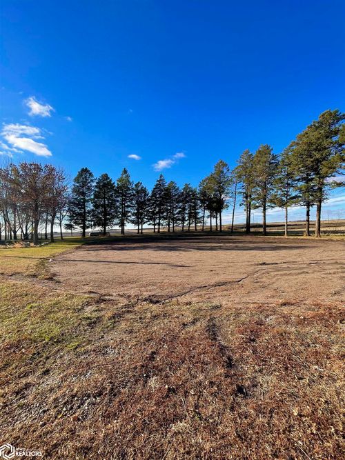 4908 100th Ave, Ledyard, IA, 50556-8501 | Card Image
