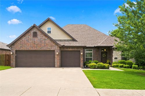 4104 Sw Cornerstone Rd, Bentonville, AR, 72713-4376 | Card Image