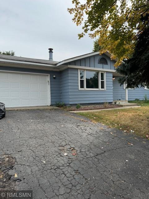 4th St, Minneapolis, MN 55430