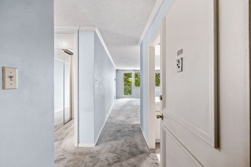 408-3883 Turtle Creek Blvd, Dallas, TX, 75219-4455 | Card Image