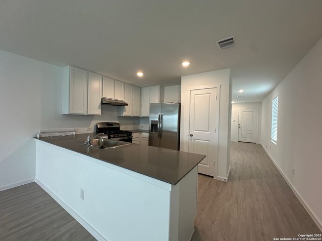 1003 Landon Rdg, House other with 4 bedrooms, 2 bathrooms and null parking in San Antonio TX | Image 5
