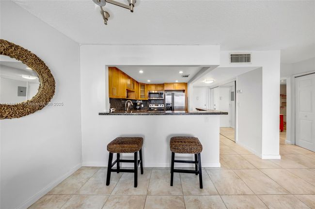 APT-602 - 7928 West Dr, Condo with 1 bedrooms, 1 bathrooms and null parking in North Bay Village FL | Image 13