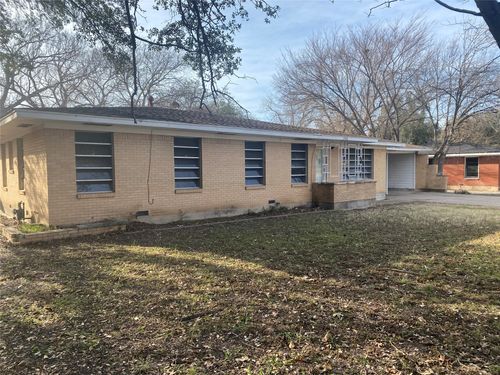 2408 Lake Air Dr, Waco, TX, 76710-1611 | Card Image